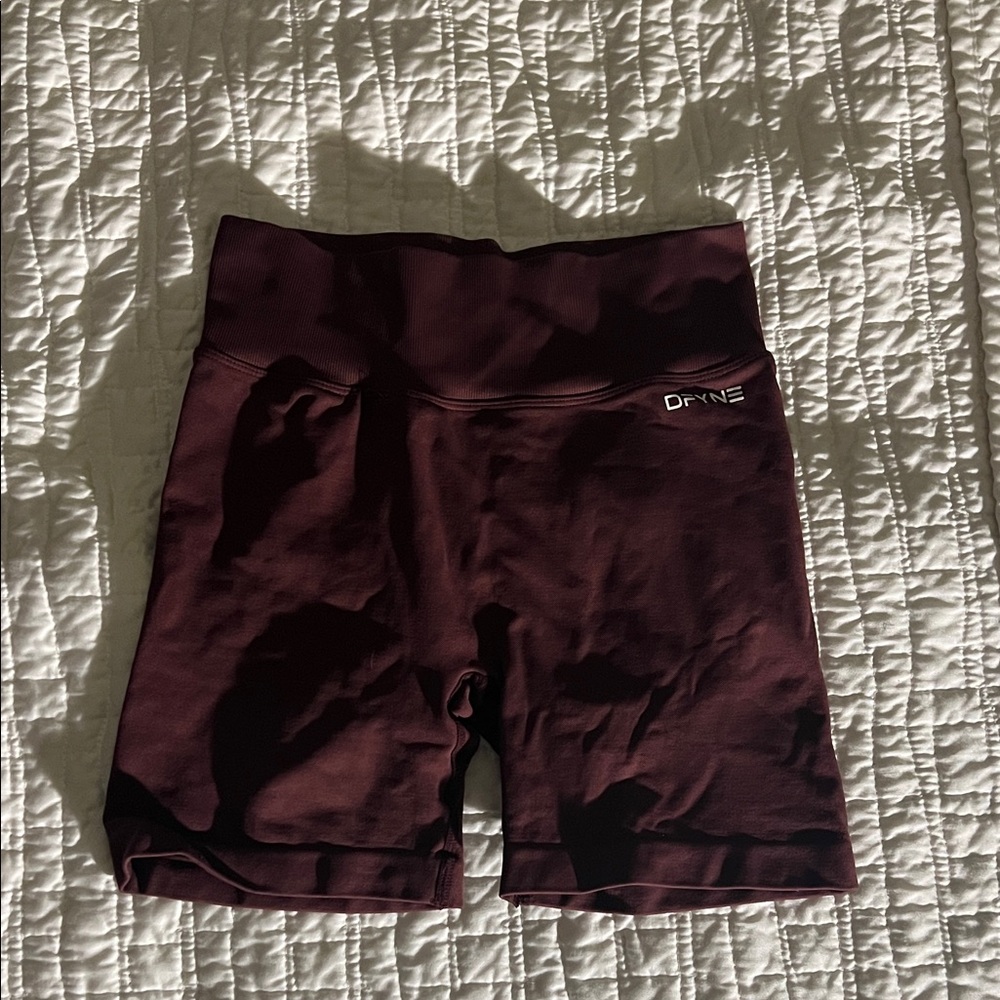 DFYNE Burgundy Women's Shorts